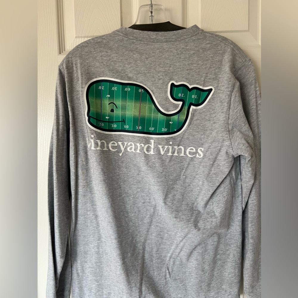 vineyard vines football long sleeve shirt - small